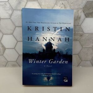 Winter Garden by Kristin Hannah (paperback)